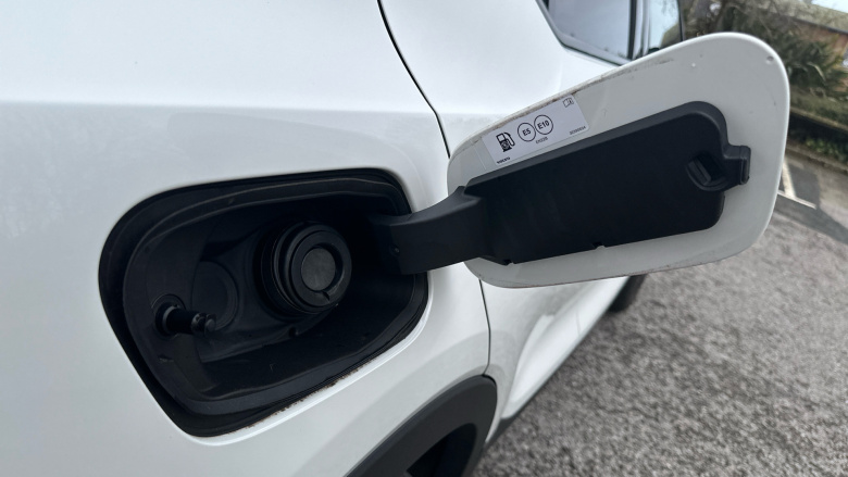 Volvo XC40 2.0 B3P Plus Black Edition 5dr Auto Petrol Estate